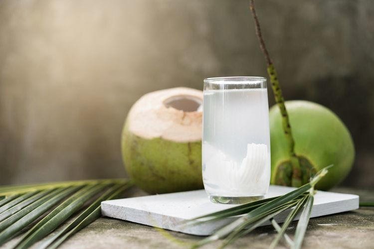 Manfaat dan Efek Diuretik Air Kelapa