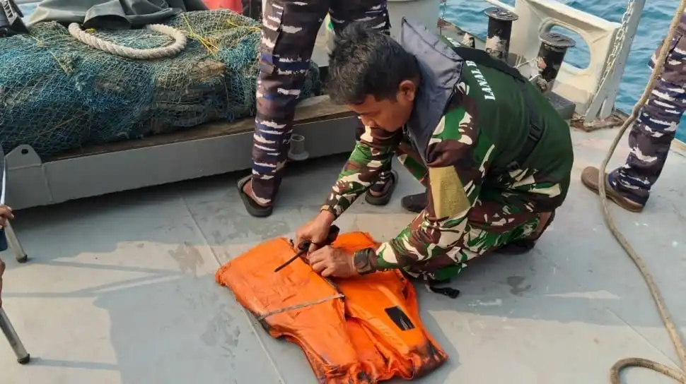 Investigasi TNI AL Temukan Pelampung dalam Upaya Pencarian Jurnalis Hilang di Perairan Banten