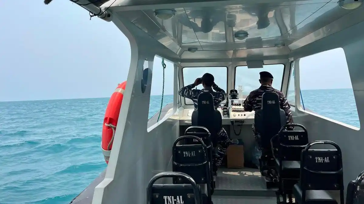 Operasi Pencarian TNI AL untuk Lima Jurnalis yang Hilang