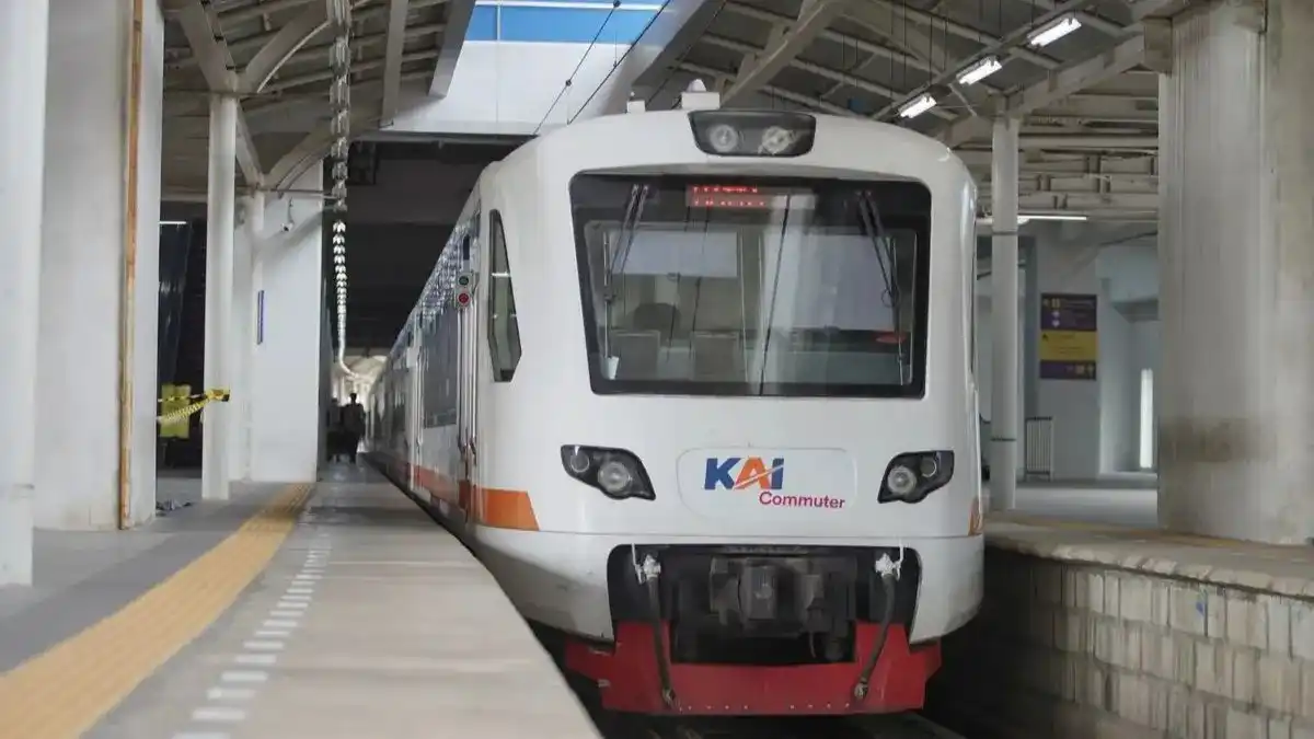Perubahan Rangkaian KRL di Jakarta: Solusi untuk Kepadatan Penumpang