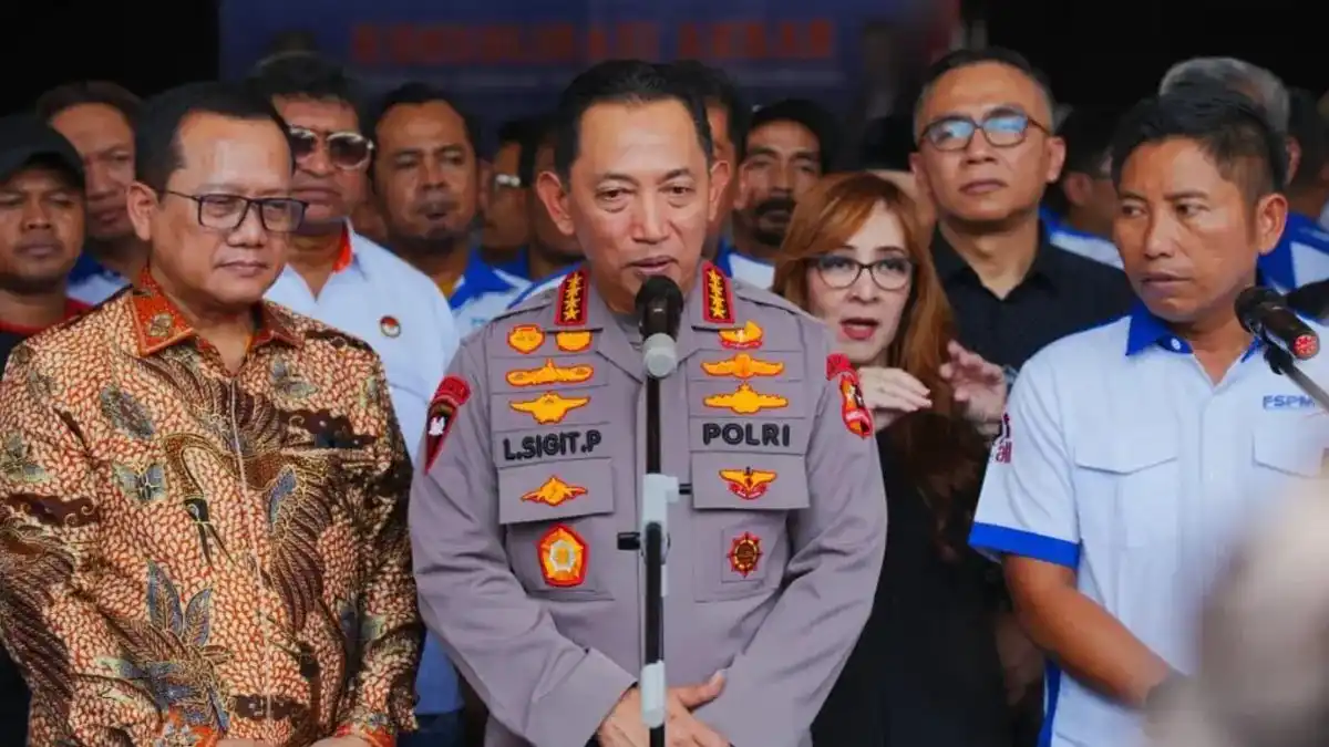 Penegakan Hukum untuk Mendorong Investasi di Indonesia Penegakan Hukum untuk Mendorong Investasi di Indonesia