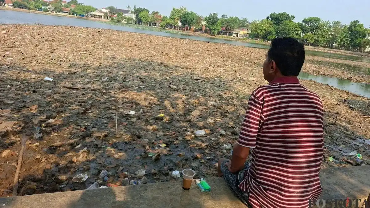 Krisis Lingkungan di Setu Cilodong: Masalah Bau dan Sampah