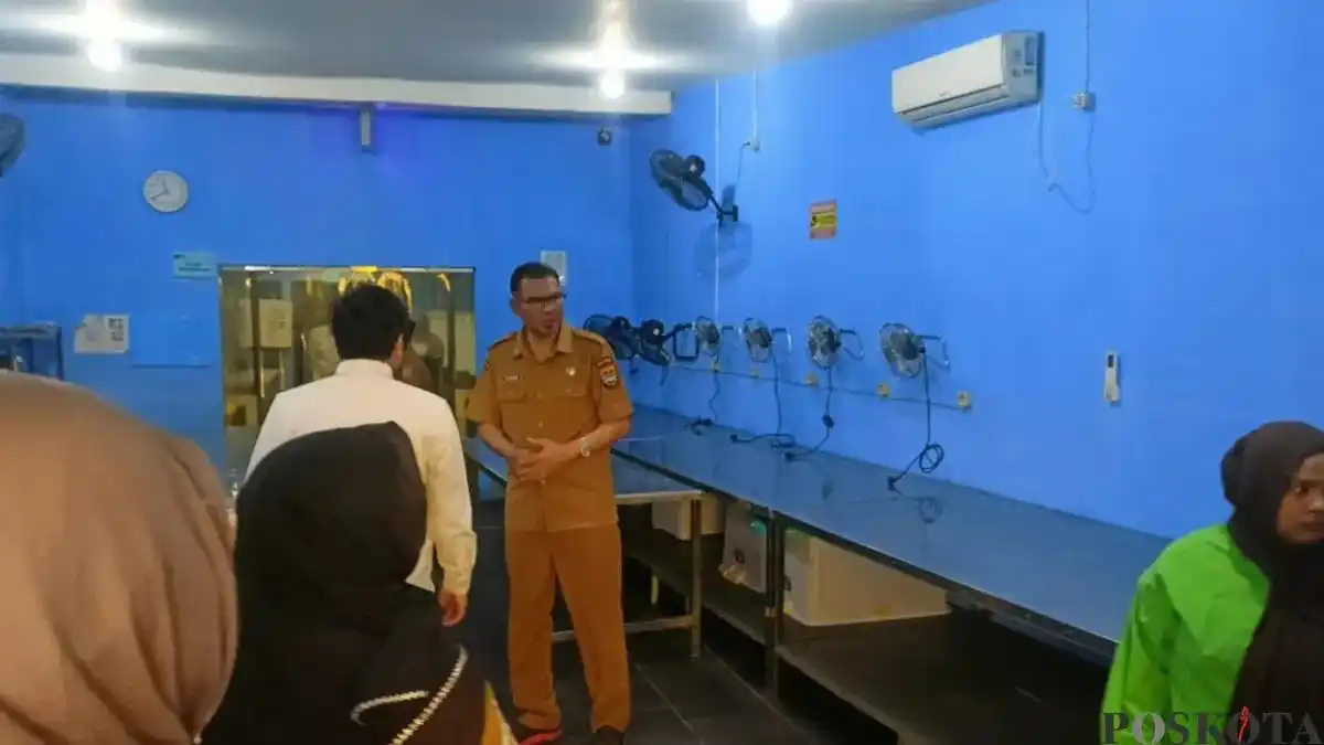 Dapur SPPG Ditutup Setelah Kasus Keracunan Melibatkan 30 Siswa Dapur SPPG Ditutup Setelah Kasus Keracunan Melibatkan 30 Siswa
