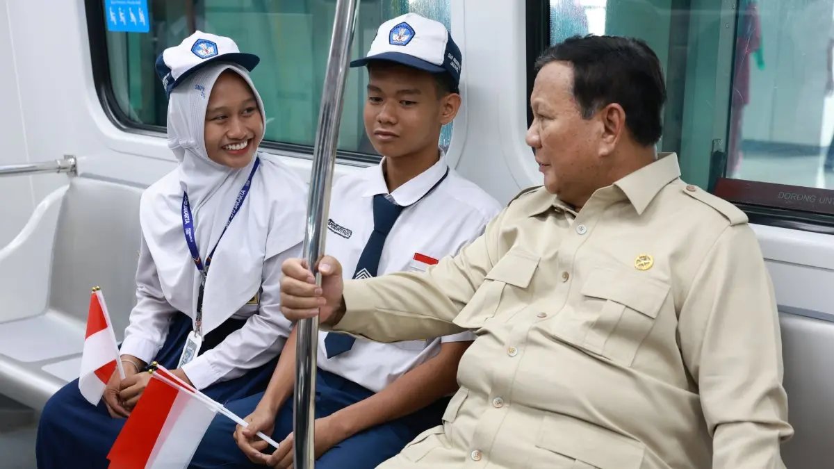 Dukungan Penuh untuk Pengembangan LRT Jakarta Dukungan Penuh untuk Pengembangan LRT Jakarta