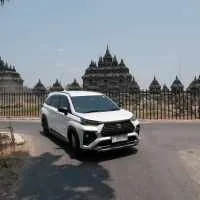 Berkeliling dengan Toyota Veloz Hybrid: Efisiensi BBM yang Mengagumkan