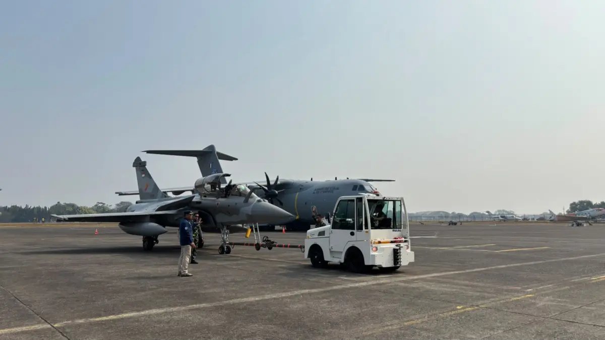 Latihan Militer Bersama: TNI AU dan Angkatan Udara Prancis di Jakarta Latihan Militer Bersama: TNI AU dan Angkatan Udara Prancis di Jakarta