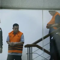 Penyidikan Korupsi di Mojokerto: Temuan Uang Dalam Amplop