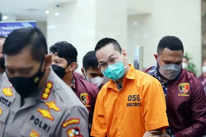 Pembebasan Bersyarat Indra Kenz di Tengah Kontroversi Lapas Mewah