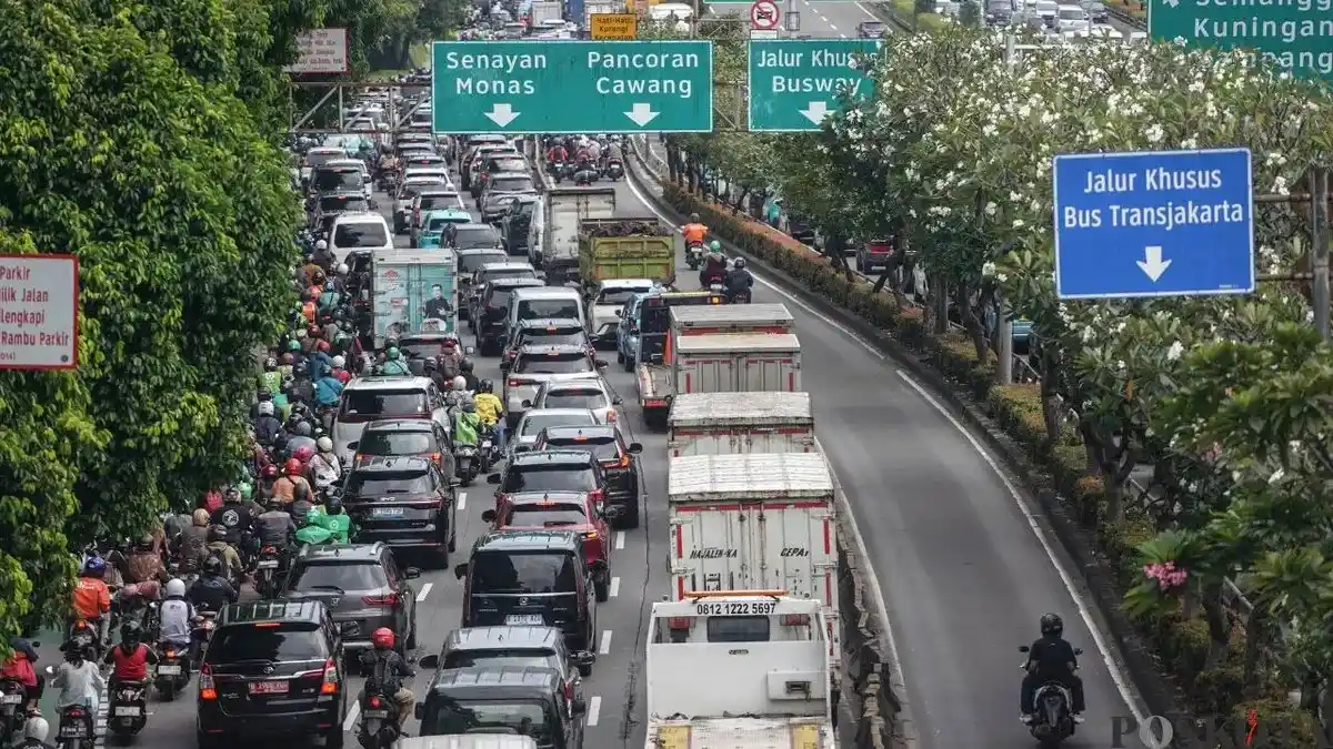 Perkembangan Terkini Aksi Unjuk Rasa di Jakarta Perkembangan Terkini Aksi Unjuk Rasa di Jakarta