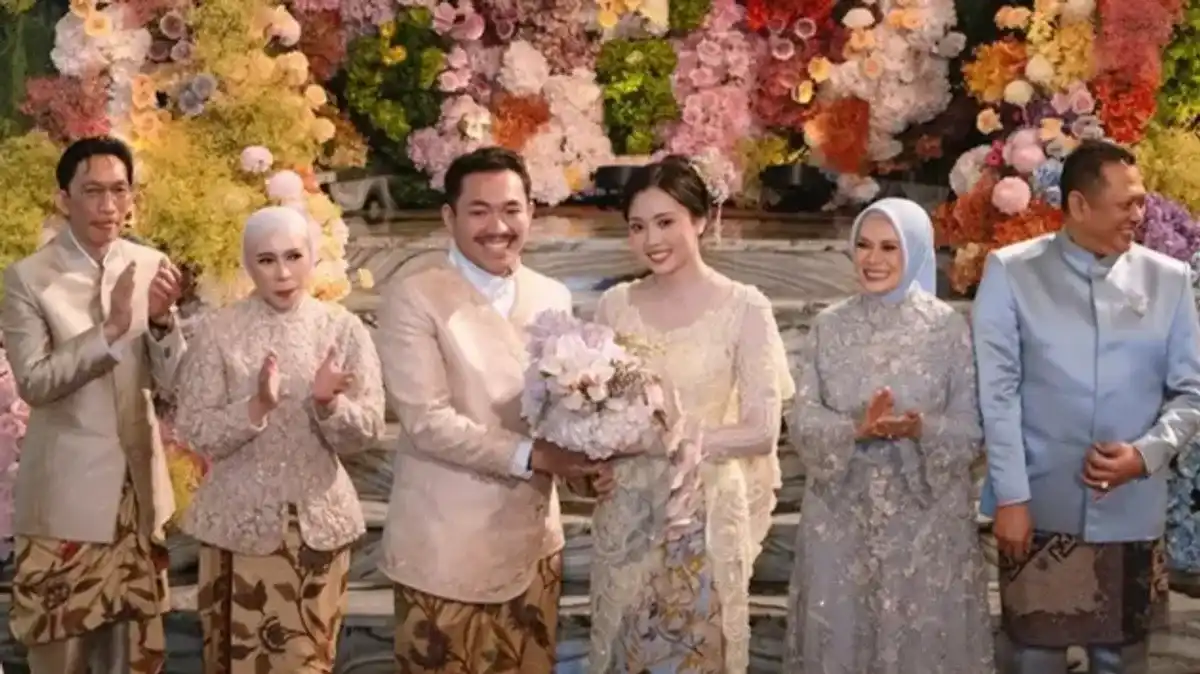 Momen Bahagia Lamaran Abe Hoed dan Bella Shintya