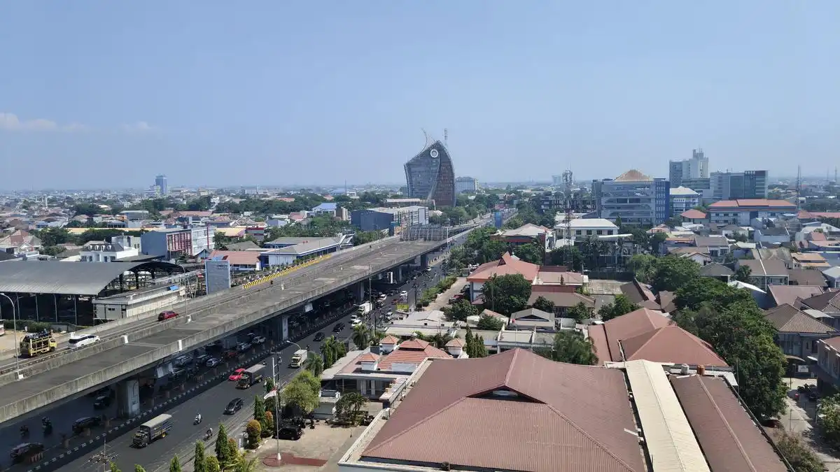 Asap Karhutla Kalimantan Diduga Menurunkan Kualitas Udara di Makassar Asap Karhutla Kalimantan Diduga Menurunkan Kualitas Udara di Makassar