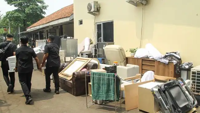 Investigasi Klaster Mewah Lapas Cibinong Ungkap Kepemilikan Miras oleh Napi Jimmy Masrin