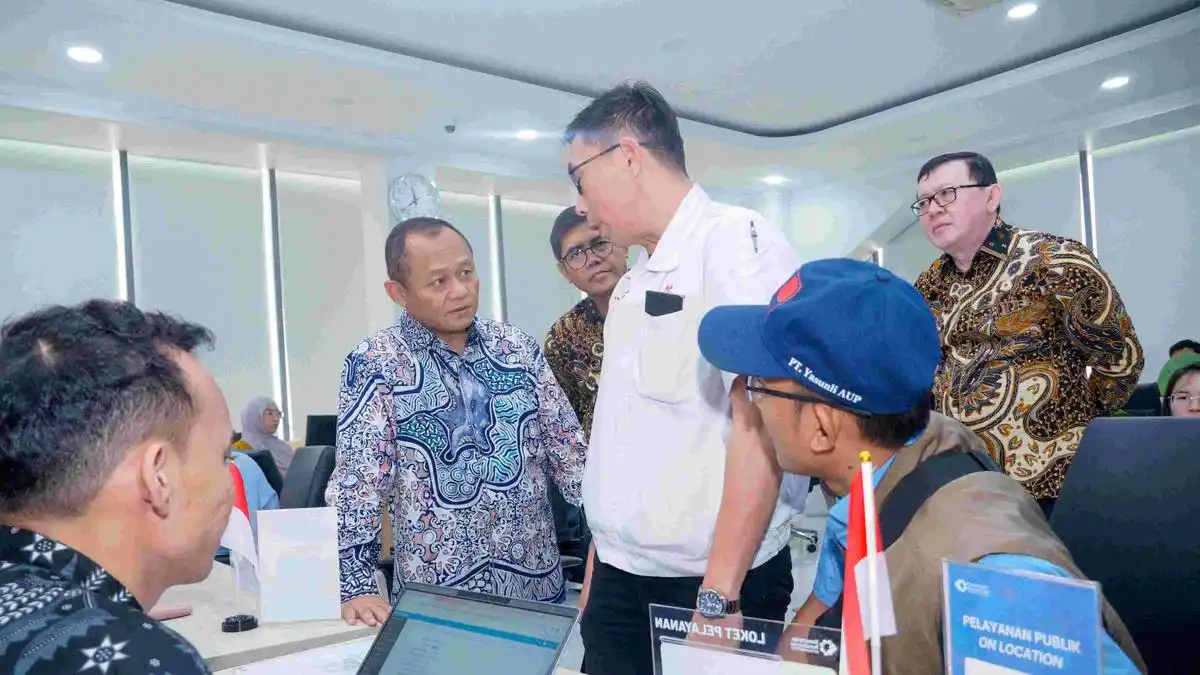 Menperin Dorong Penambahan Hari Layanan Publik untuk Pangkas Antrean Industri Menperin Dorong Penambahan Hari Layanan Publik untuk Pangkas Antrean Industri
