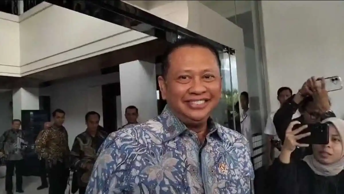 Bamsoet: Putusan MK soal Gugatan Ijazah Gibran Harus Dihormati Bamsoet: Putusan MK soal Gugatan Ijazah Gibran Harus Dihormati