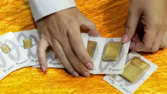 Harga Emas Antam Kembali Menguat, Buyback Naik Rp10.000 per Gram