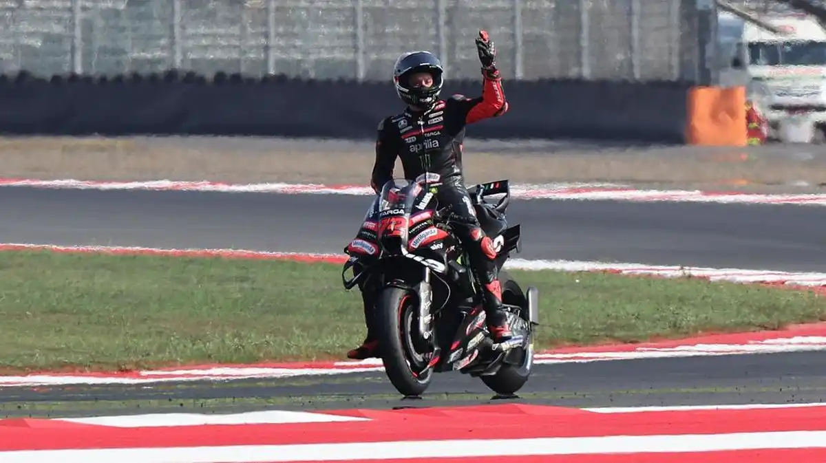 Marco Bezzecchi Kembali Menjadi yang Terdepan di Pertamina MotoGP Mandalika 2026