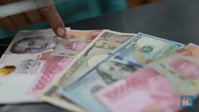 Rupiah Melemah Saat Mayoritas Mata Uang Asia Menguat pada Perdagangan Pagi