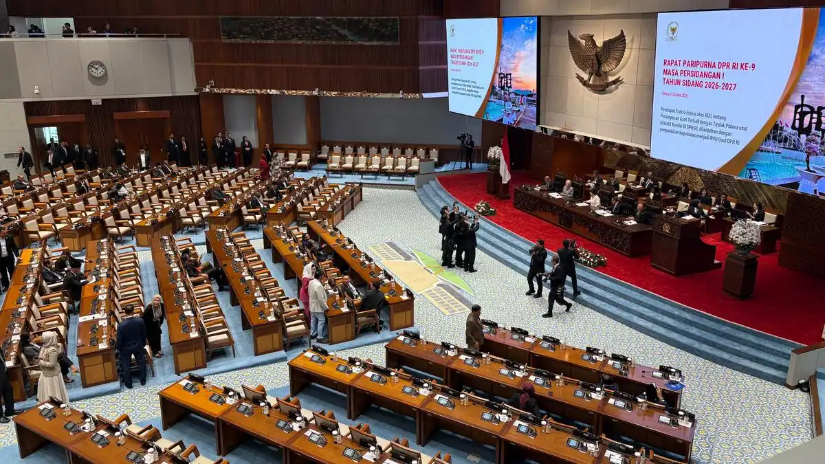 Doli Kurnia Tantang Hasyim Asy’ari Buka Bukti Polemik Syarat Pendidikan Capres