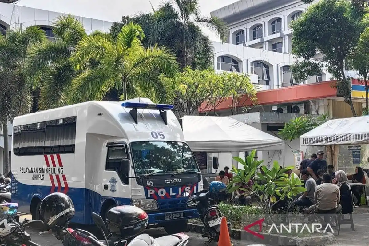 Layanan SIM Keliling Polda Metro Jaya Hadir di Sejumlah Lokasi Jakarta