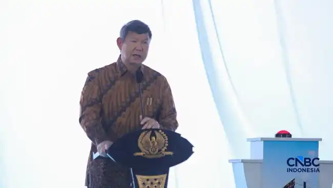 Rencana Digitalisasi Bansos: HP Gratis, Rekening Bank, dan Perluasan Penerimaan Negara