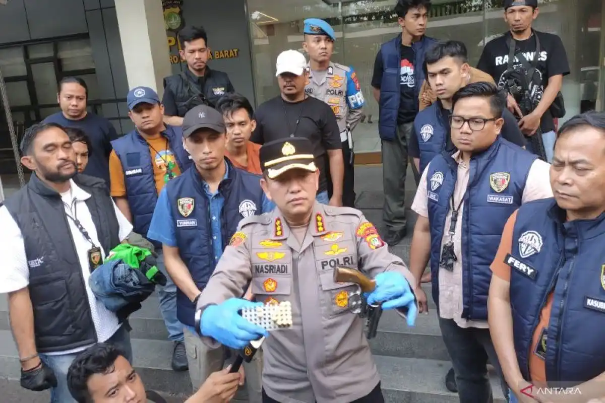 Pelarian Dua Pelaku Curanmor Bersenjata Berakhir di Kebun Singkong Lampung Timur