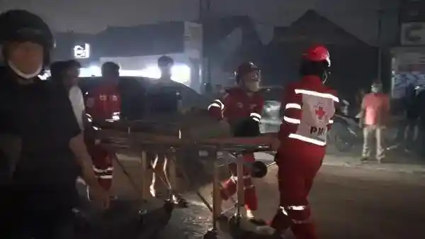 Kabut Asap di Palangka Raya, Pemotor Terluka Usai Tabrak Mobil
