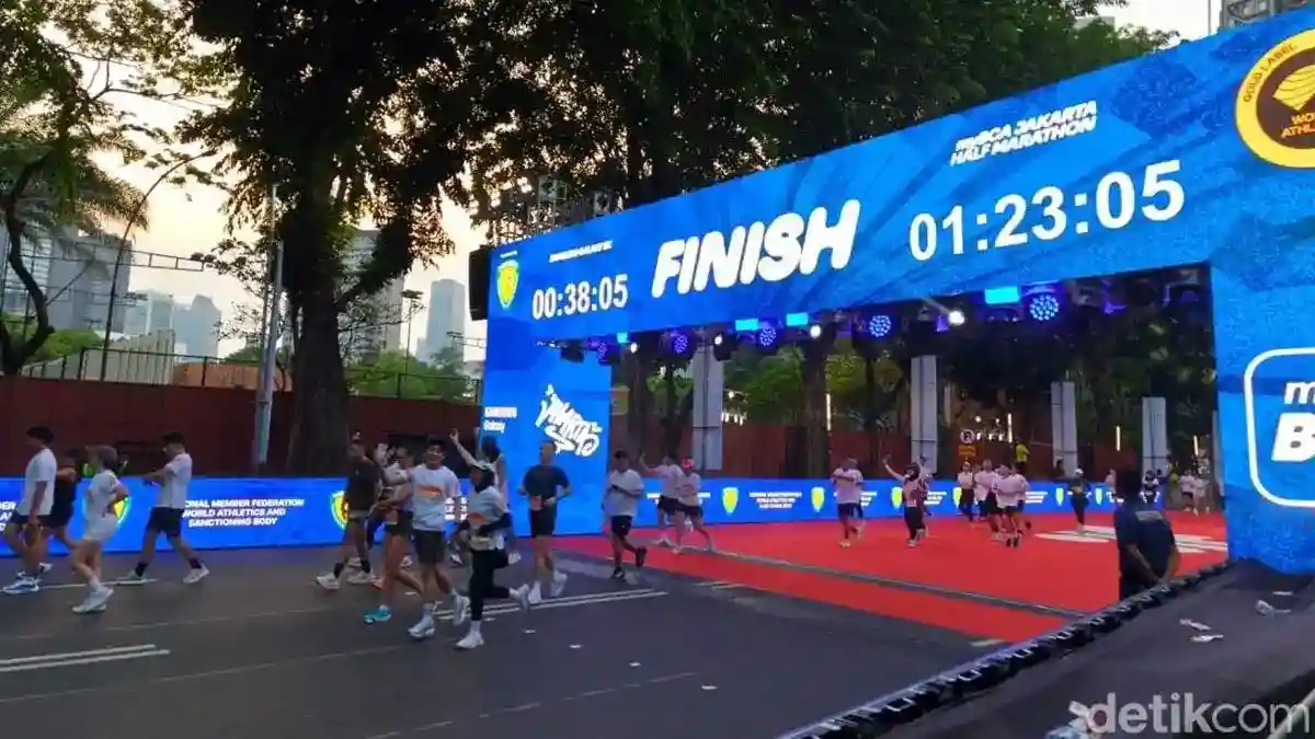 Pelari Beri Tanggapan Berbeda soal Cuaca Jakarta di Hari Pertama JRF 2026