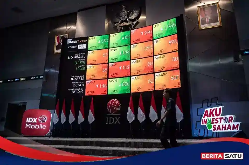 IHSG Tertekan pada Sesi Pertama, Lima Saham Melaju Lebih dari 17 Persen