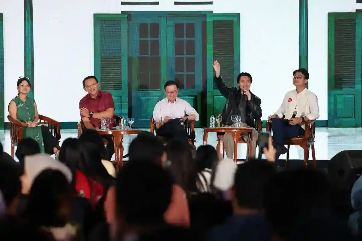 Suara Generasi Muda dalam Dialog Peringatan 98 Tahun Sumpah Pemuda