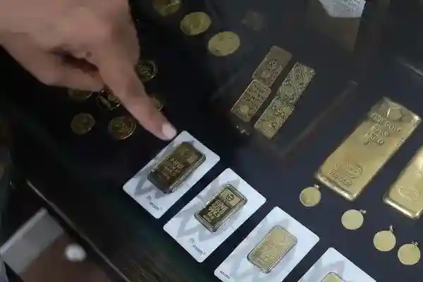Harga Emas Antam Melemah: Rincian Harga Jual dan Buyback pada 30 Oktober 2026