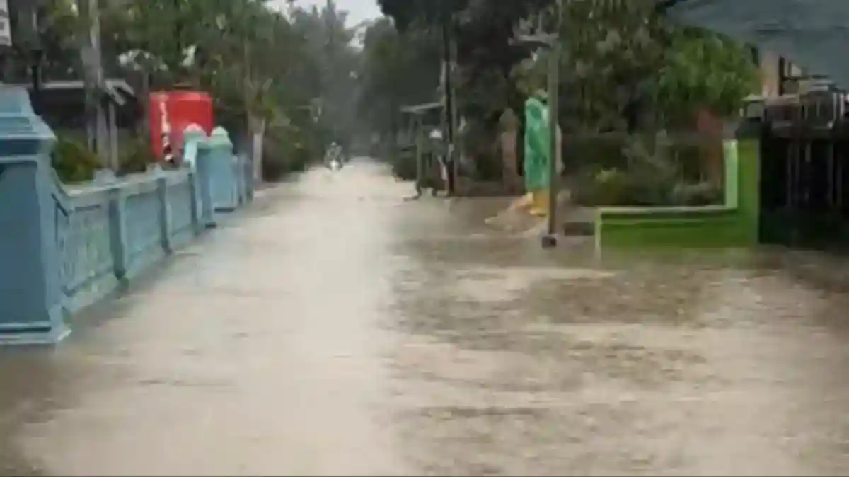 Hujan Semalaman Picu Banjir dan Longsor di Sejumlah Wilayah Cilacap