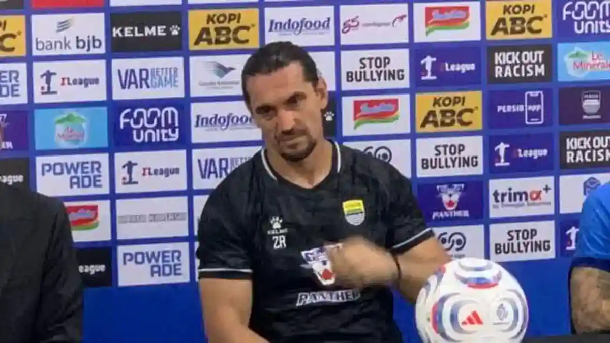 Persib Hadapi Isen Mulang Tanpa Igor Tolic di Area Teknik