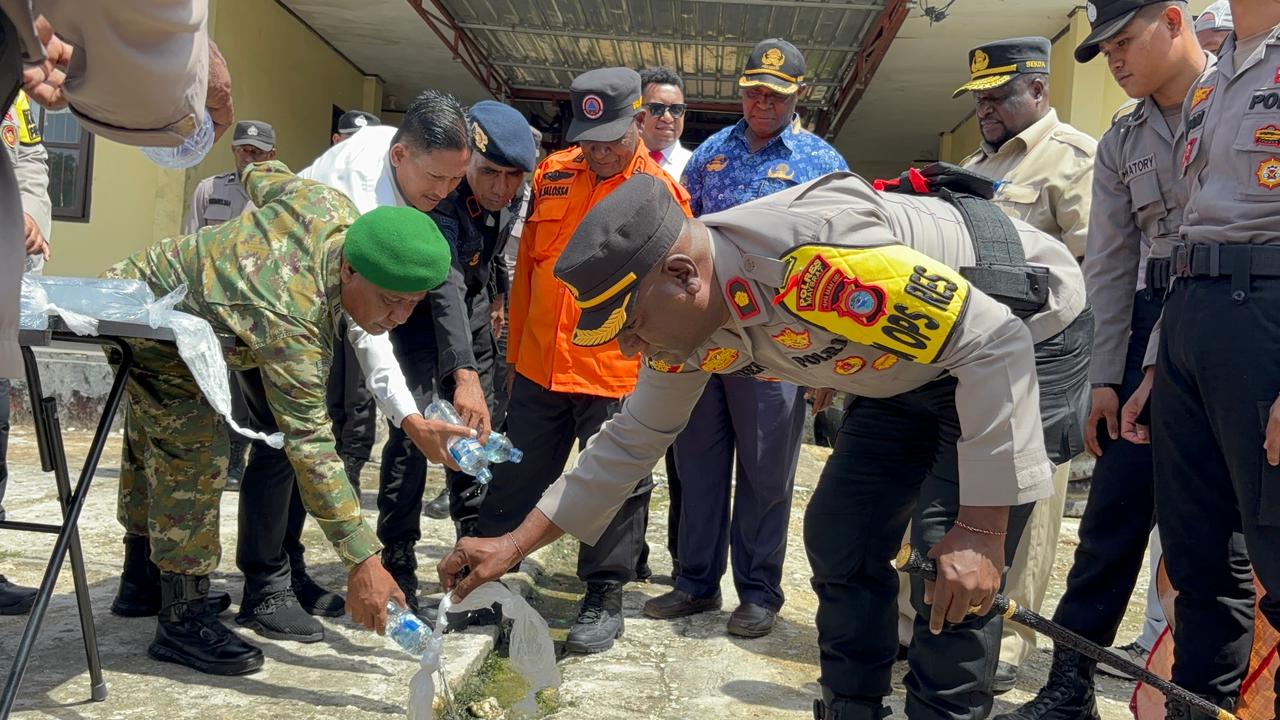 Polres Maybrat Musnahkan Miras Jenis Cap Tikus Hasil Operasi Pekat I Dofior 2026